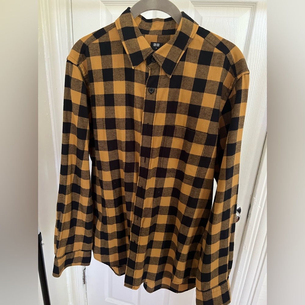 Flannel Uniqlo Men's Mustard and Black Plaid Shirt
